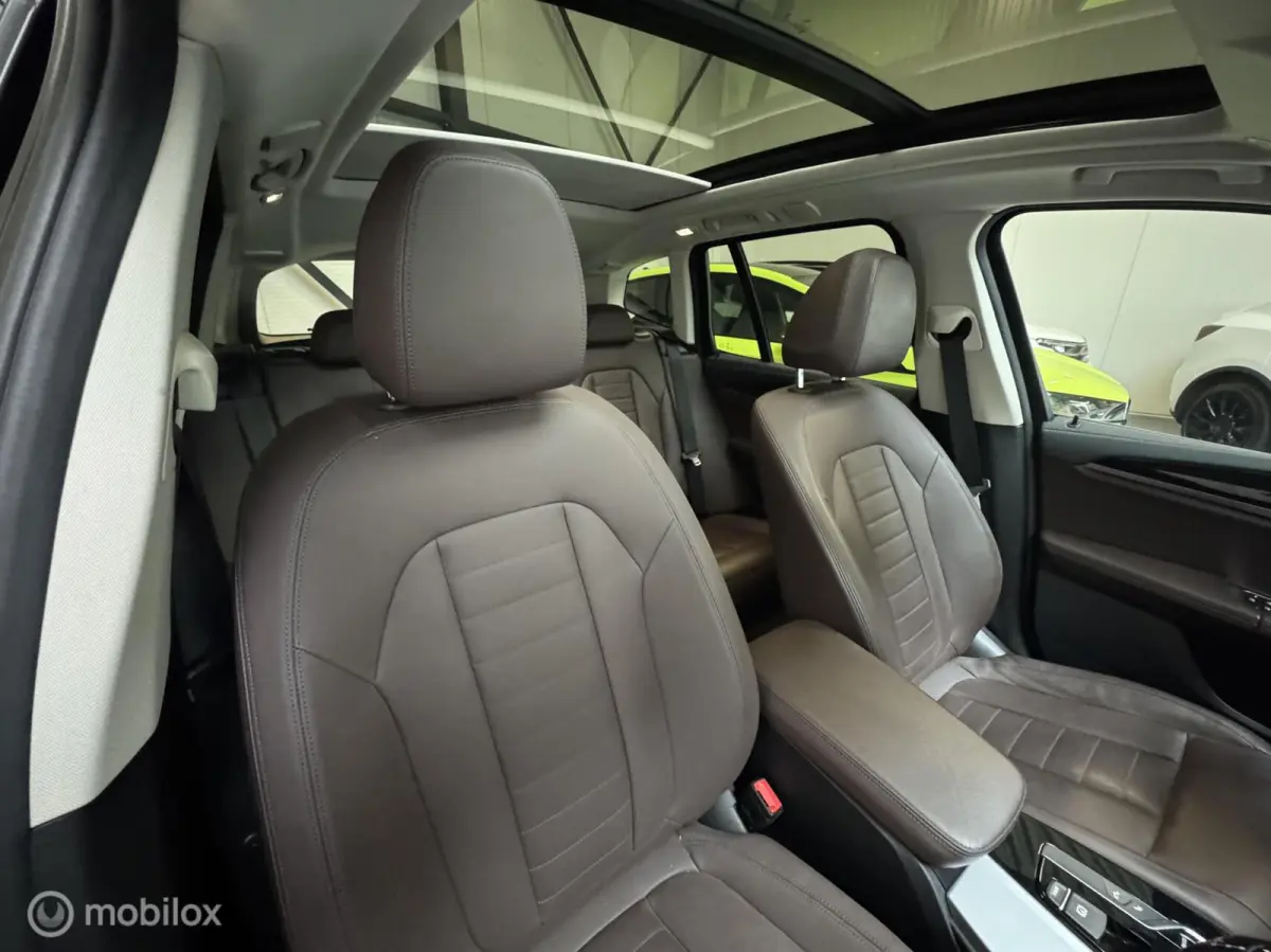 xDrive20d Schuifdak, Trekhaak, Lederen bekleding