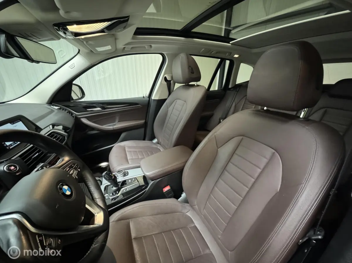 xDrive20d Schuifdak, Trekhaak, Lederen bekleding
