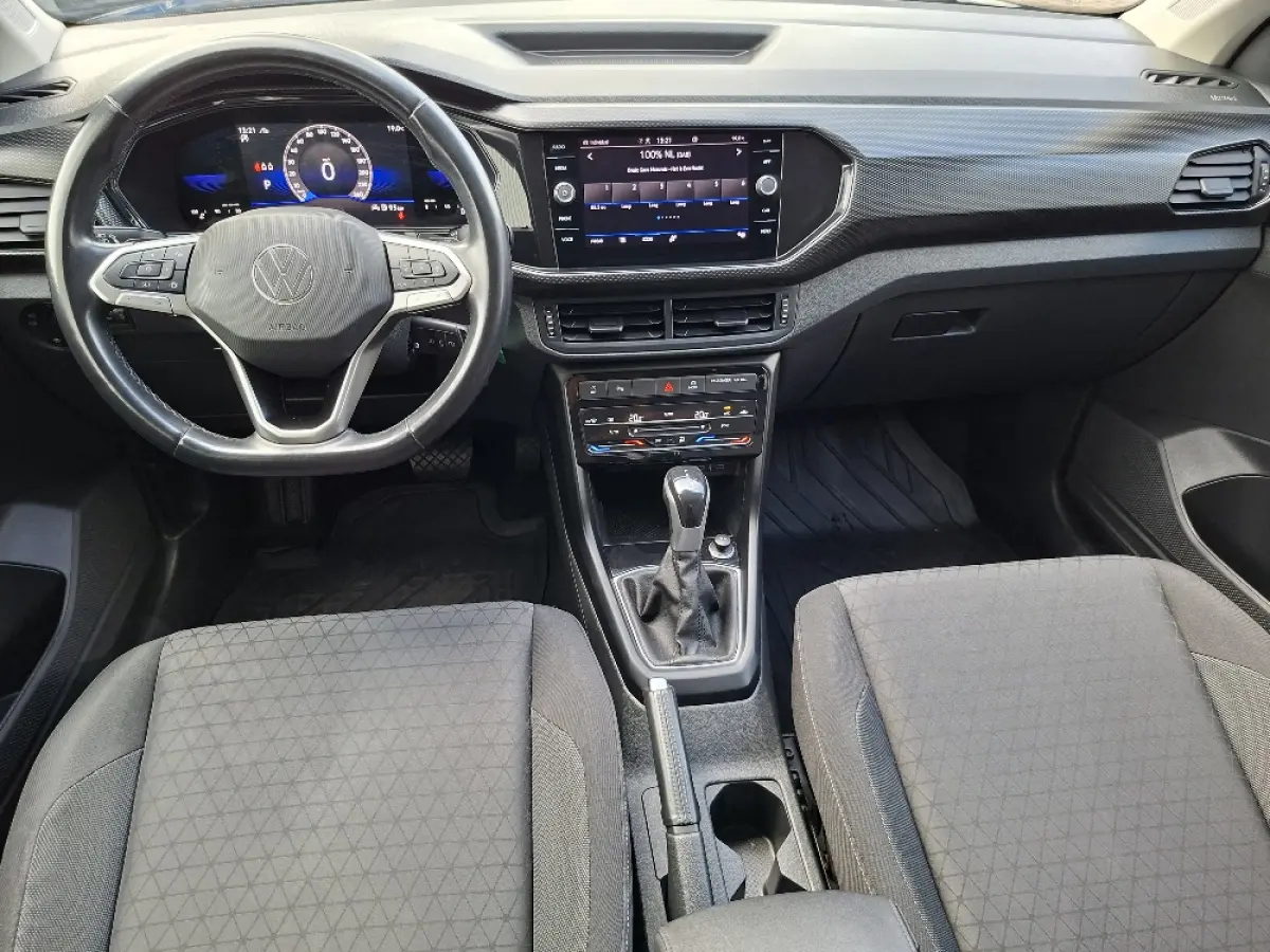1.0 TSI R-Line * 42.000KM! * AUTOMAAT * Parkeercamera * CarPlay * Adaptieve Cruise *