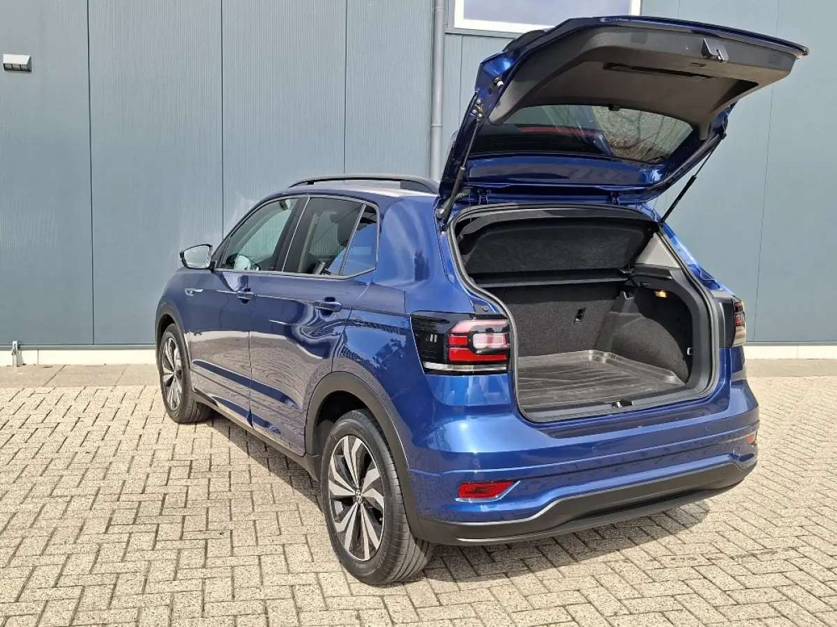 1.0 TSI R-Line * 42.000KM! * AUTOMAAT * Parkeercamera * CarPlay * Adaptieve Cruise *