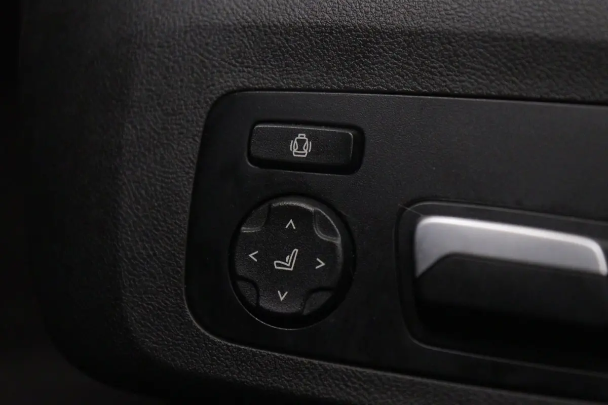 330i High Executive PANO/CARPLAY/SFEER/HK/HUD/VOL