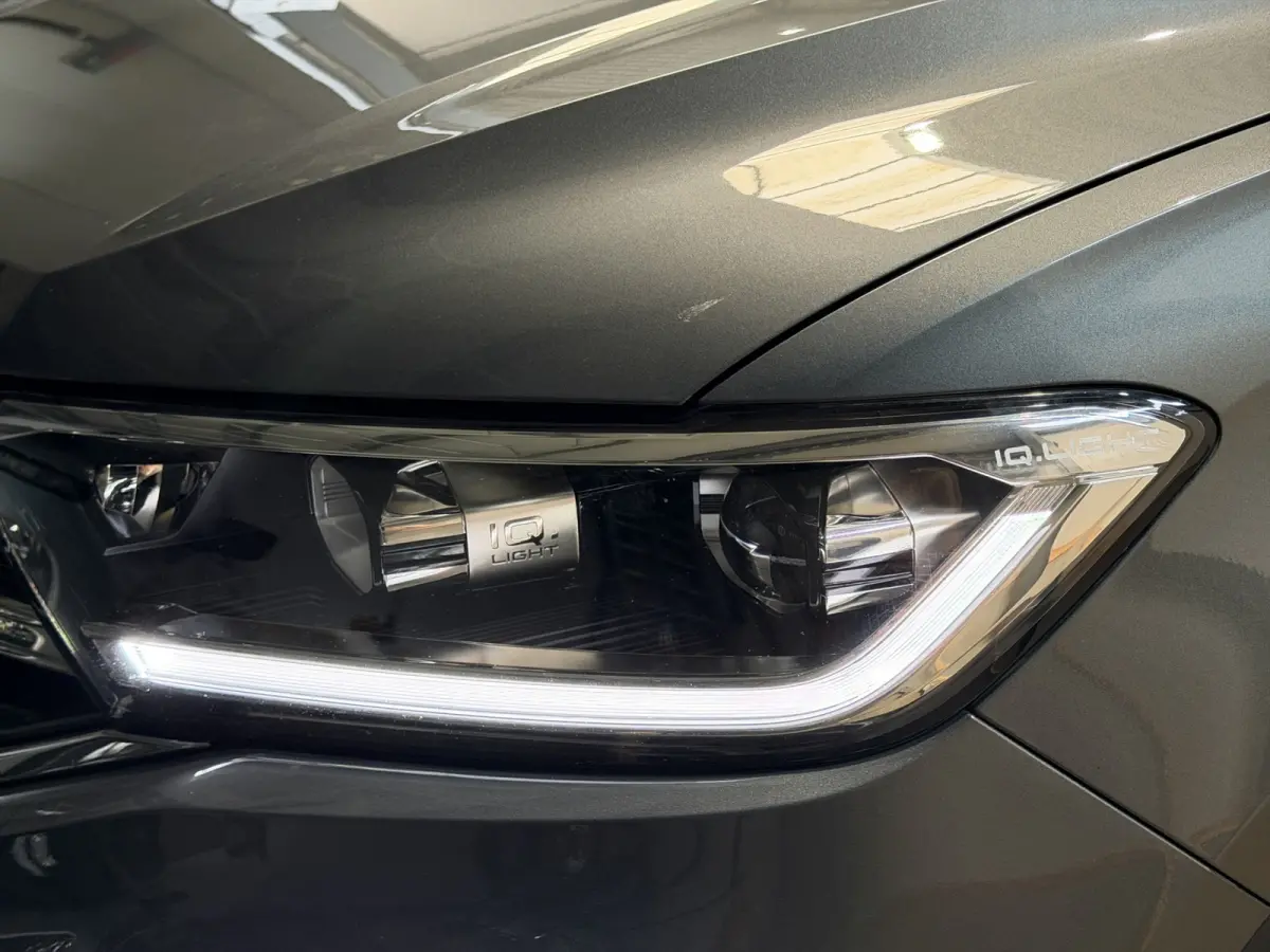 1.5 TSI R-Line Business+ |Massage|IQ.Light|ACC|DCC|Navi|