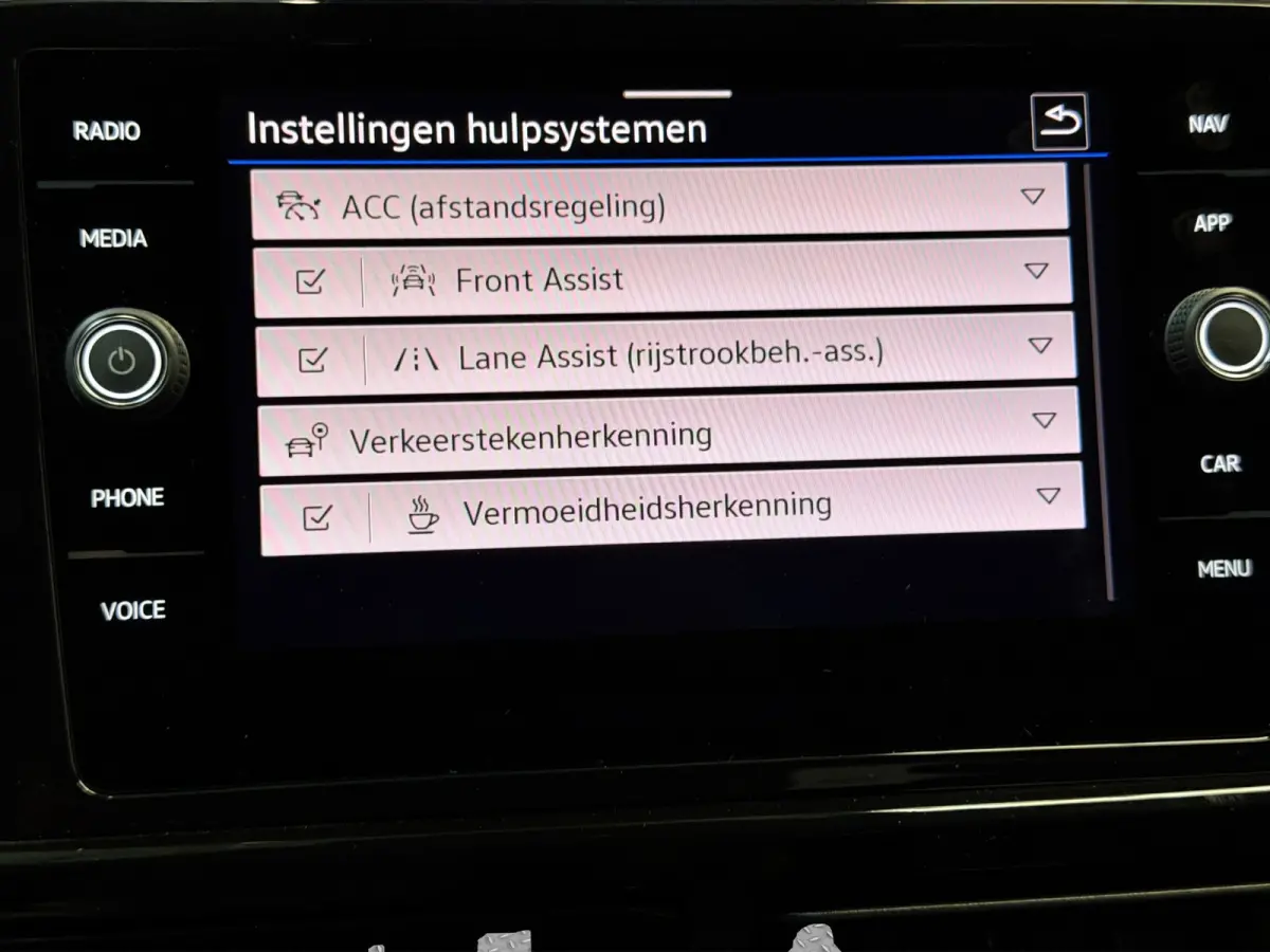 1.5 TSI R-Line Business+ |Massage|IQ.Light|ACC|DCC|Navi|