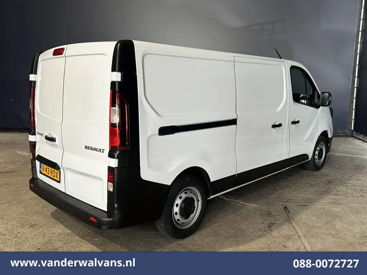 2.0 dCi 130pk L2H1 Euro6 Airco | LED | Cruisecontrol | Parkeersensoren Bijrijdersbank