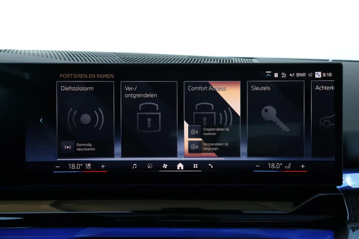 530e | Sport Pakket Pro | Adaptief Onderstel Professional | Panorama Dak | Driving Assistant Professional | Parking Assistant Plus | Bowers & Wilkins | Stuur & Stoel Verwarming |
