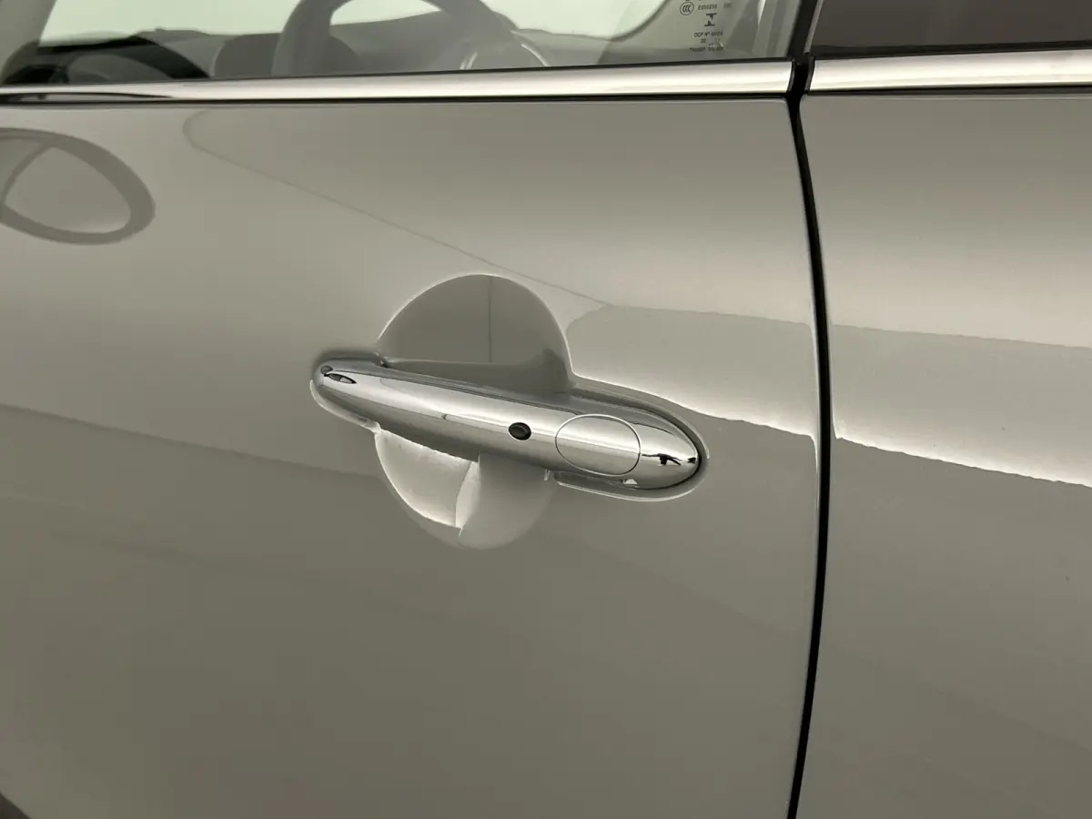 1.5 one Classic Facelift Digital Cockpit/Carplay/Navi/Keyless entry/Park.sens