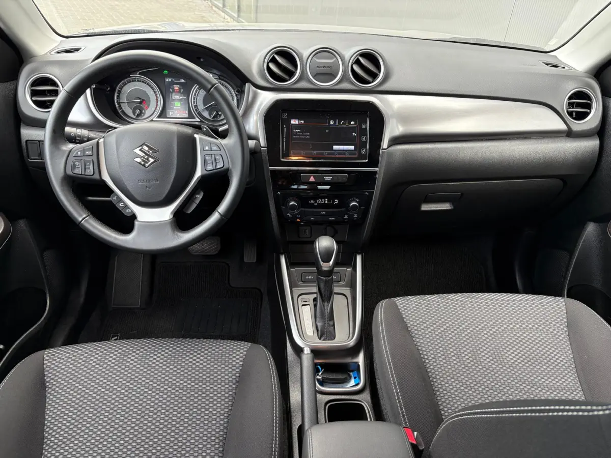 1.5 Full-Hybrid 116PK Automaat Select Navigatie/Camera/Adapt.-cruise/Stoelverwarming