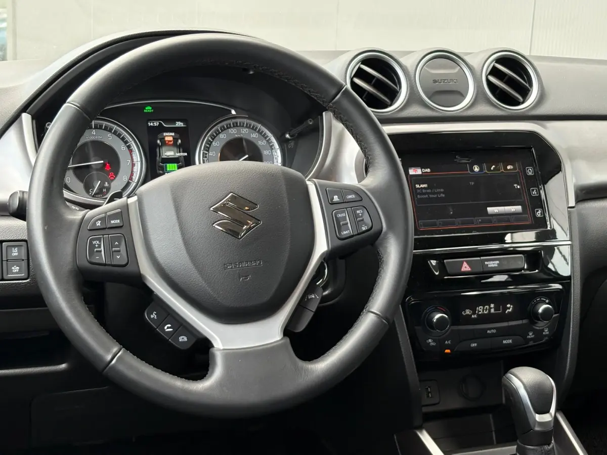 1.5 Full-Hybrid 116PK Automaat Select Navigatie/Camera/Adapt.-cruise/Stoelverwarming