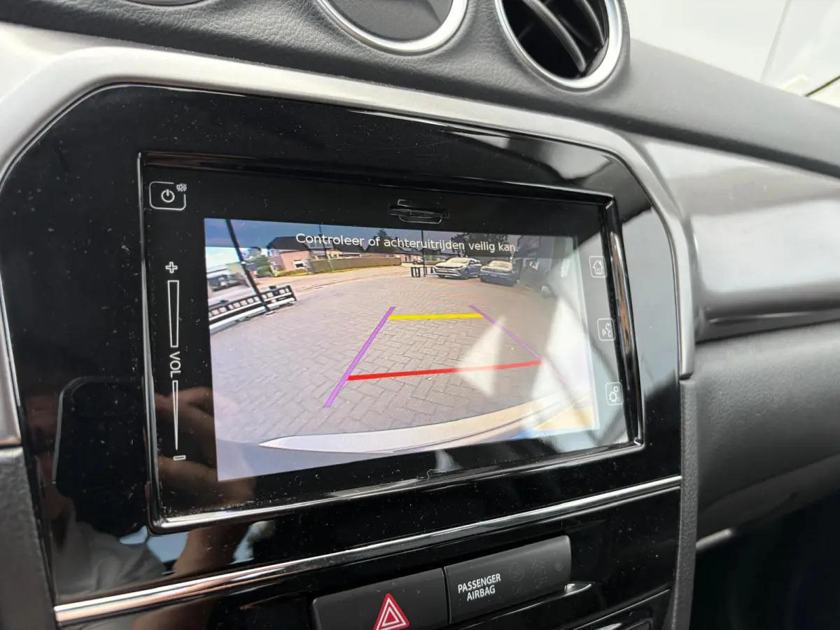 1.5 Full-Hybrid 116PK Automaat Select Navigatie/Camera/Adapt.-cruise/Stoelverwarming