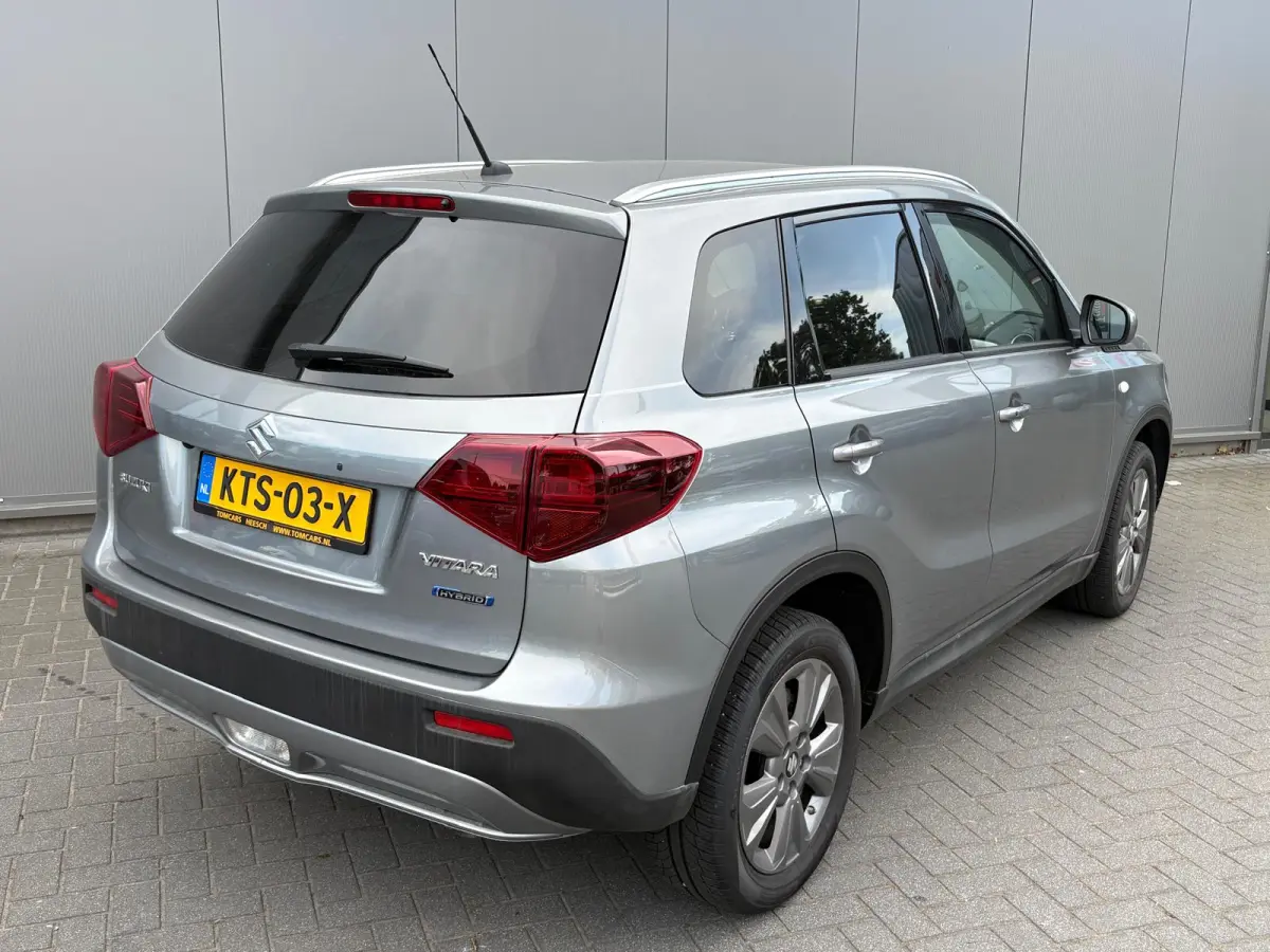 1.5 Full-Hybrid 116PK Automaat Select Navigatie/Camera/Adapt.-cruise/Stoelverwarming