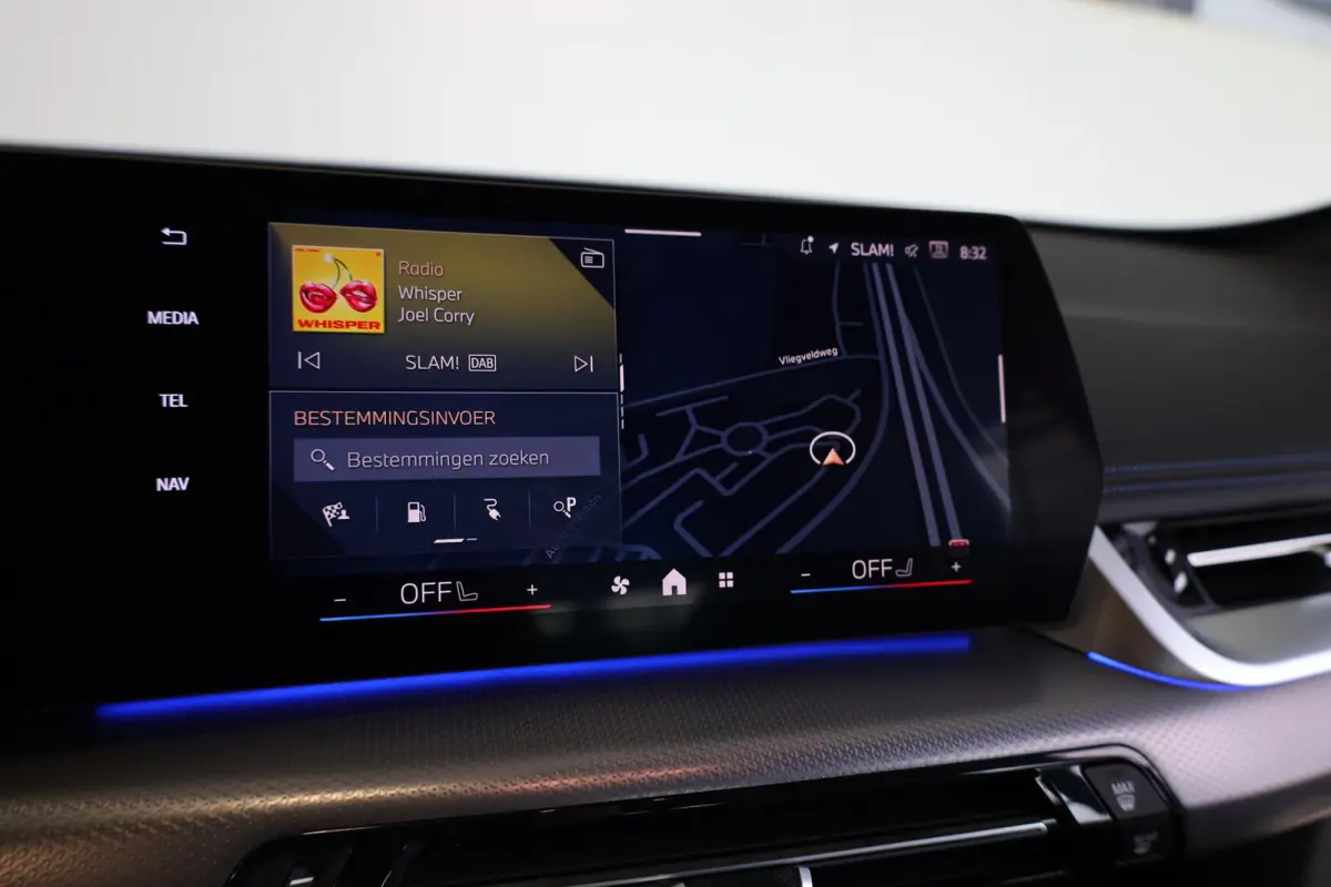 xDrive25e | M Sport | Driving Assistant Plus | Achteruitrijcamera | Stoelverwarming