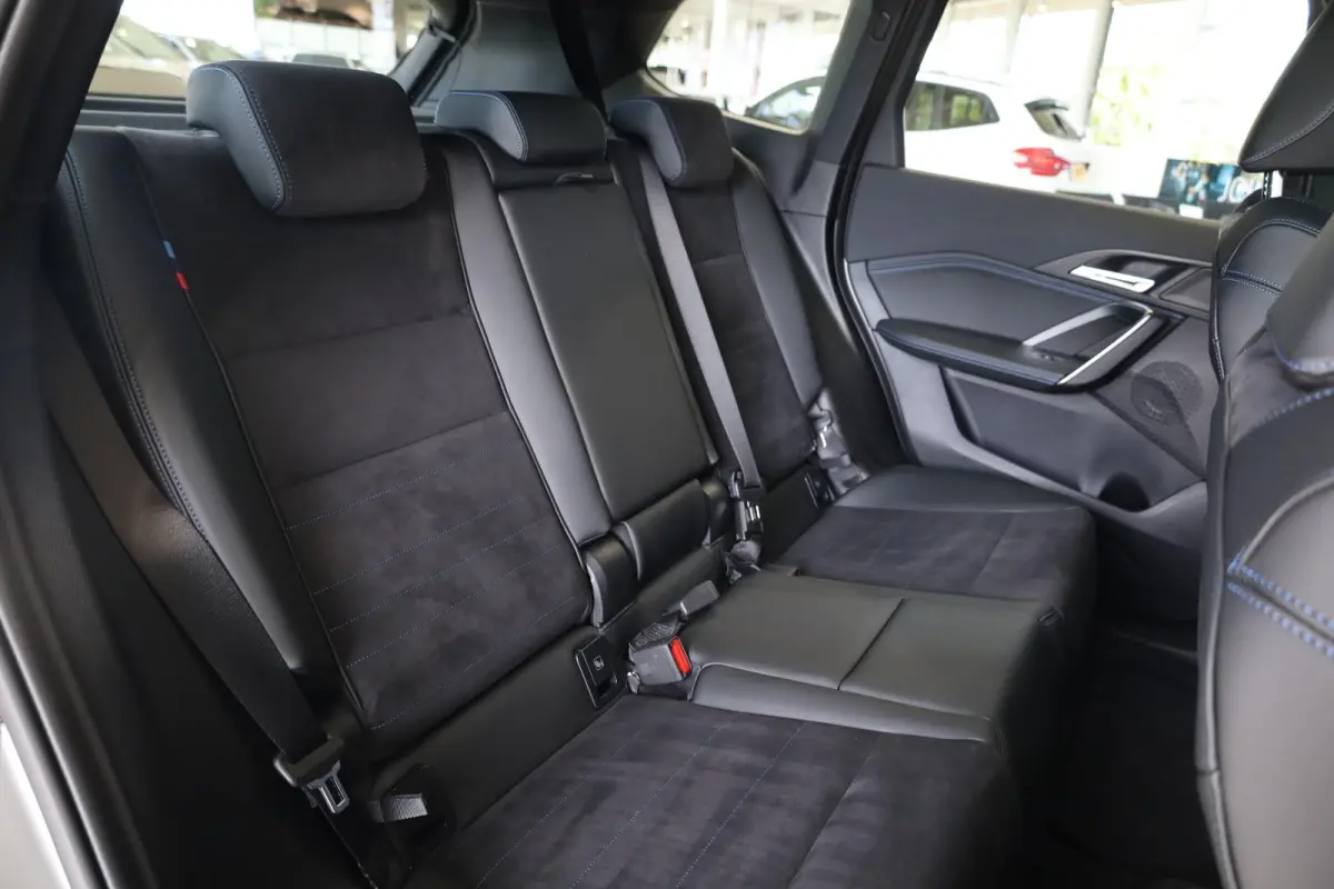xDrive25e | M Sport | Driving Assistant Plus | Achteruitrijcamera | Stoelverwarming