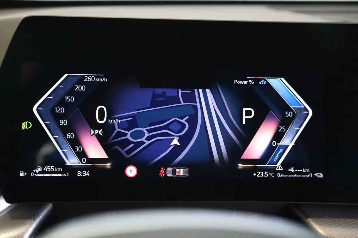 xDrive25e | M Sport | Driving Assistant Plus | Achteruitrijcamera | Stoelverwarming