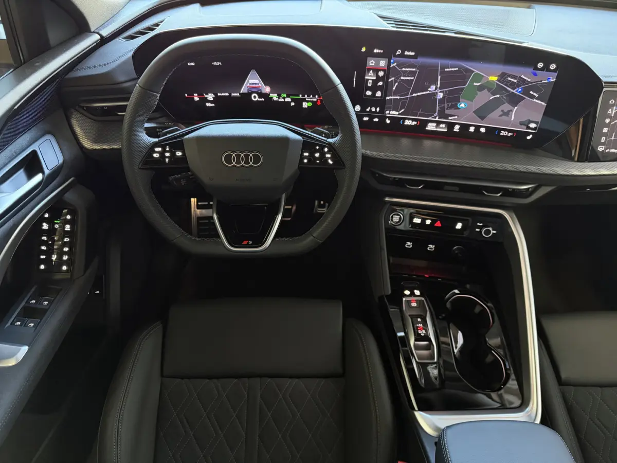 2.0 e-hybrid quattro 299 PK S line | Pass Display | 360.Cam | 100 KM EV | Pano | Matrix | 21"