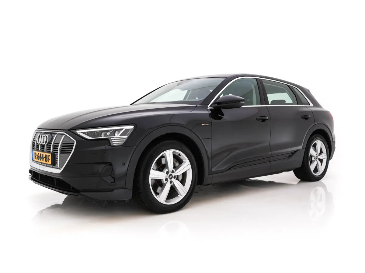 55 Quattro Edition 95 kWh [3-Fase-11kW] {SoH-95%} (INCL-BTW) *HEATPUMP | FULL-LED | HEATED-COMFORTSEATS | DIGI-COCKPIT | NAVI-FULLMAP | CAMERA | DAB+ | ECC | PDC | CRUISE | 20''ALU*