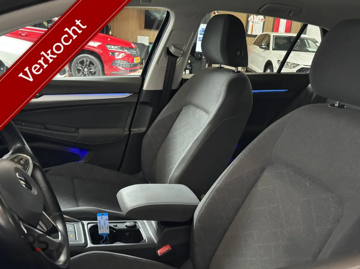 1.0 TSI 110 pk Life Buss | Navi | LED | ACC | PDC | CarPlay | Virtual | DAB | Sfeerverl | Dealer Ond | Org NL |