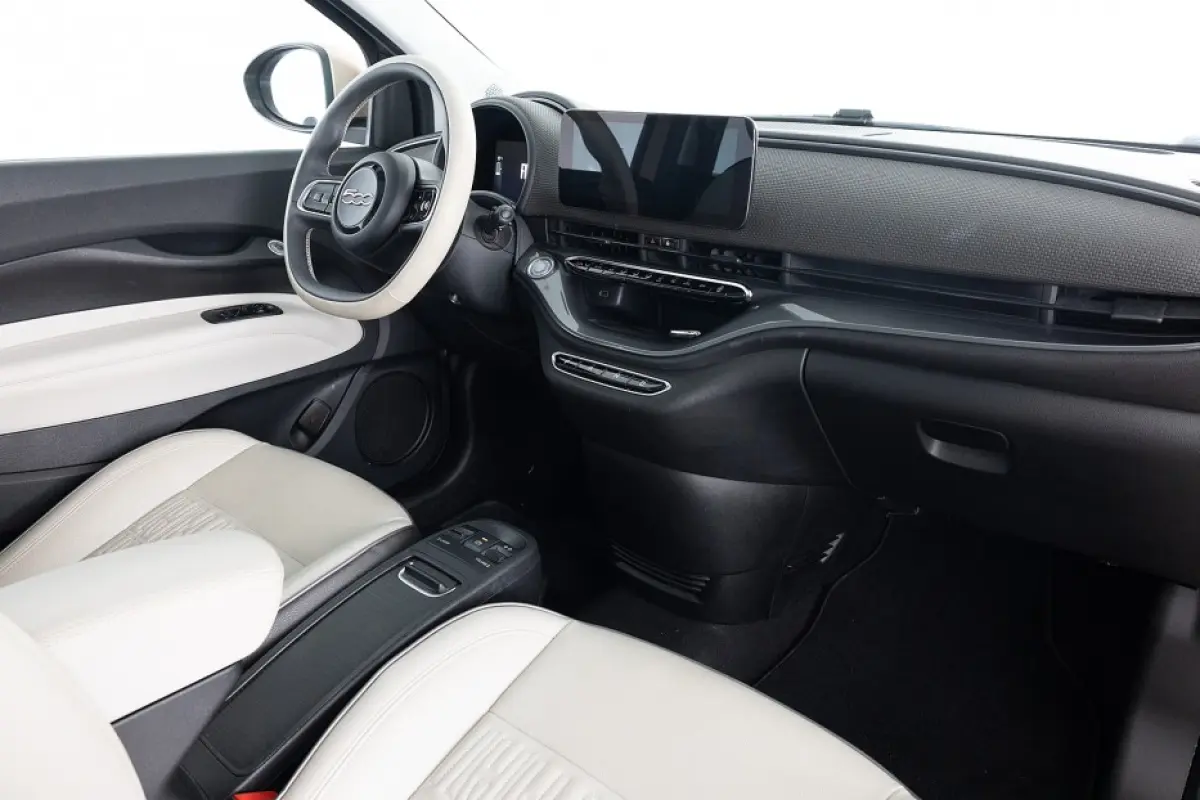 La Prima 42 kWh | PANORAMADAK | LEDER | Full LED