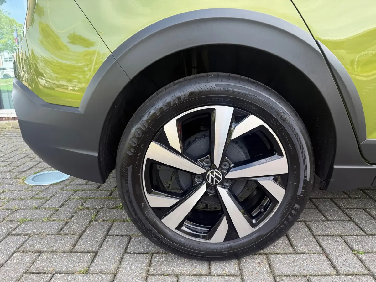 1.0 TSI Life Edition - Climate - Camera - Carplay - Keyless - Cruise