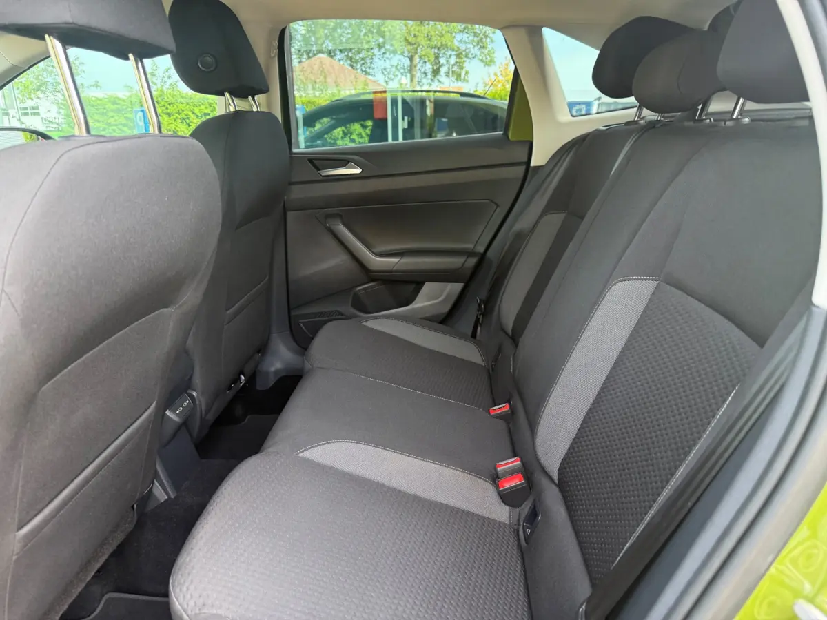 1.0 TSI Life Edition - Climate - Camera - Carplay - Keyless - Cruise