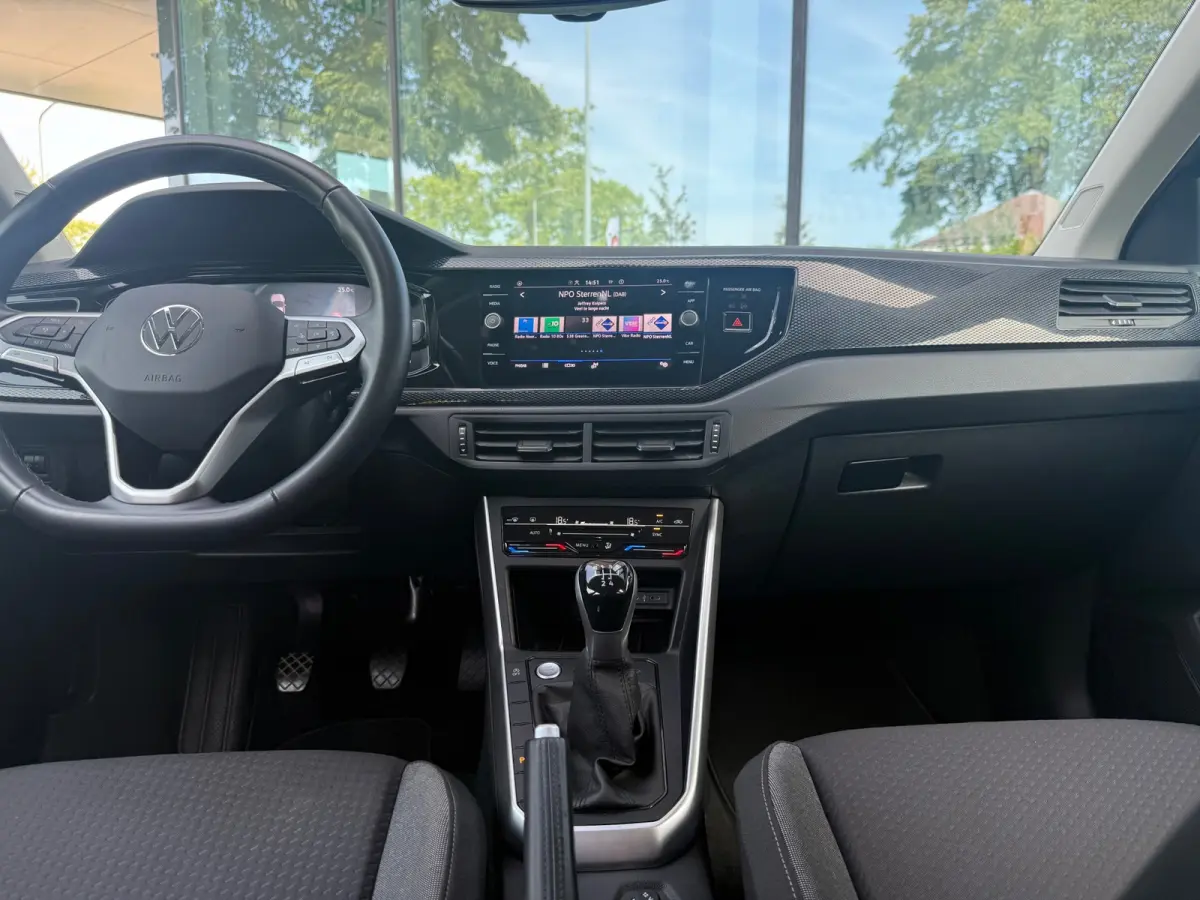 1.0 TSI Life Edition - Climate - Camera - Carplay - Keyless - Cruise