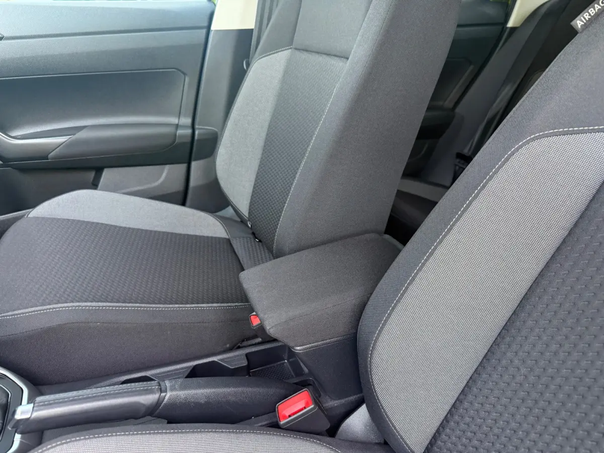 1.0 TSI Life Edition - Climate - Camera - Carplay - Keyless - Cruise