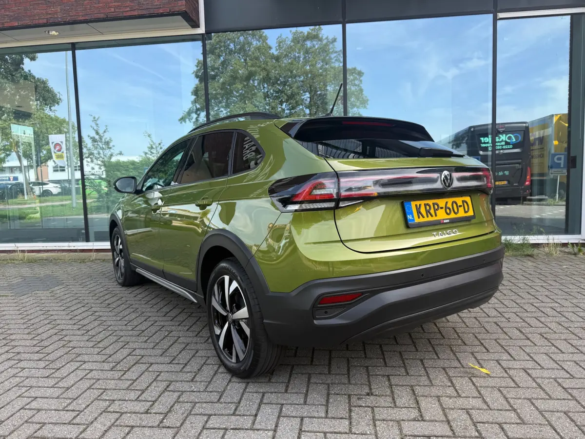 1.0 TSI Life Edition - Climate - Camera - Carplay - Keyless - Cruise