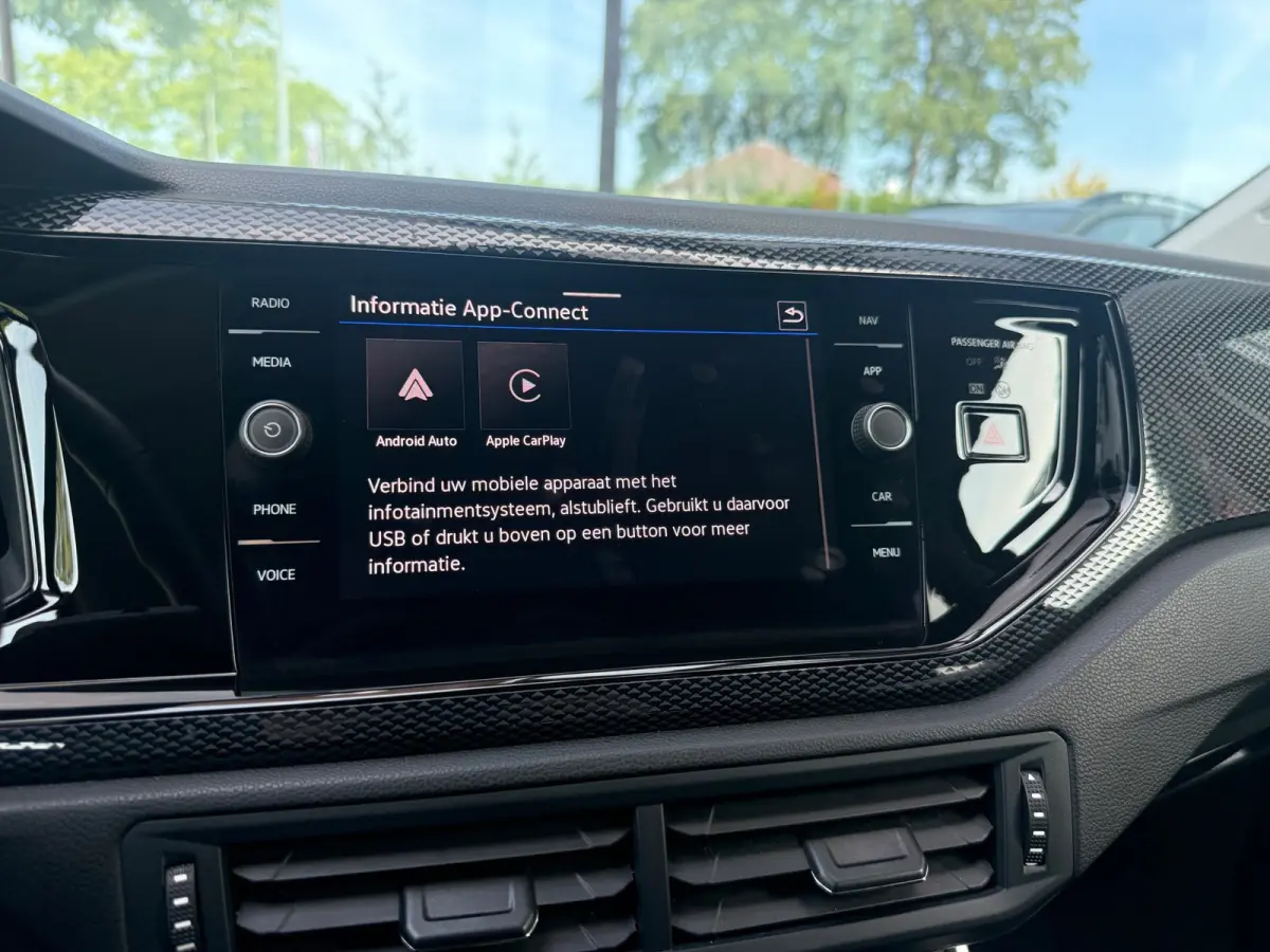 1.0 TSI Life Edition - Climate - Camera - Carplay - Keyless - Cruise