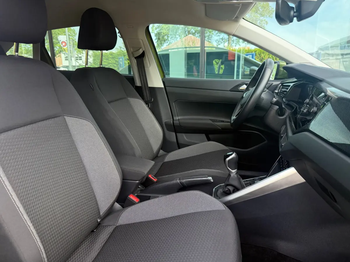 1.0 TSI Life Edition - Climate - Camera - Carplay - Keyless - Cruise