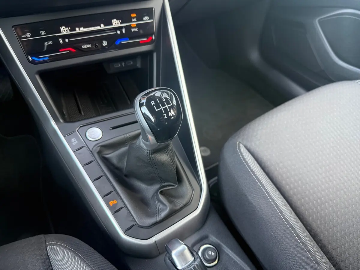 1.0 TSI Life Edition - Climate - Camera - Carplay - Keyless - Cruise