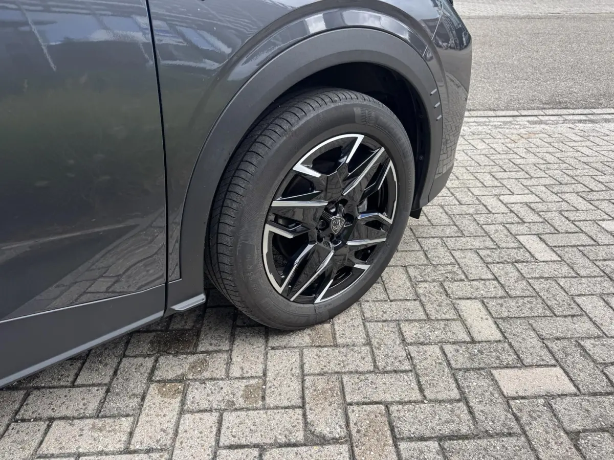Hybrid 145 GT 7p l 360 Vision l Drive Assist Plus l Stoelverwarming