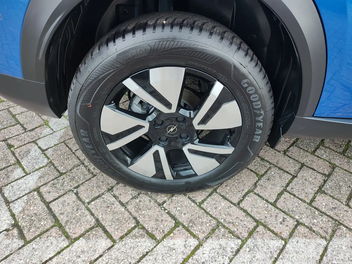 1.2 TURBO HYBRID GS AUTOMAAT Dodehoeksensoren | Navi | Camera
