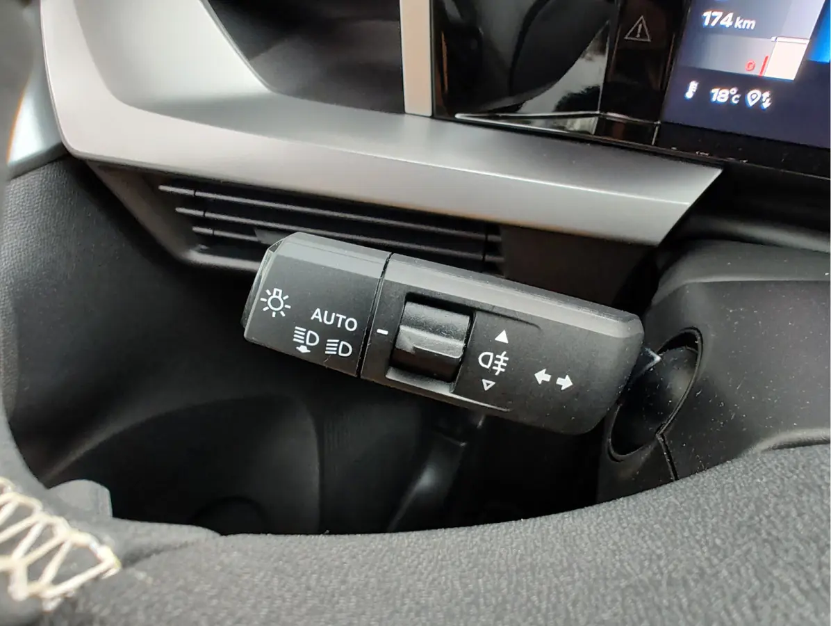 1.2 TURBO HYBRID GS AUTOMAAT Dodehoeksensoren | Navi | Camera