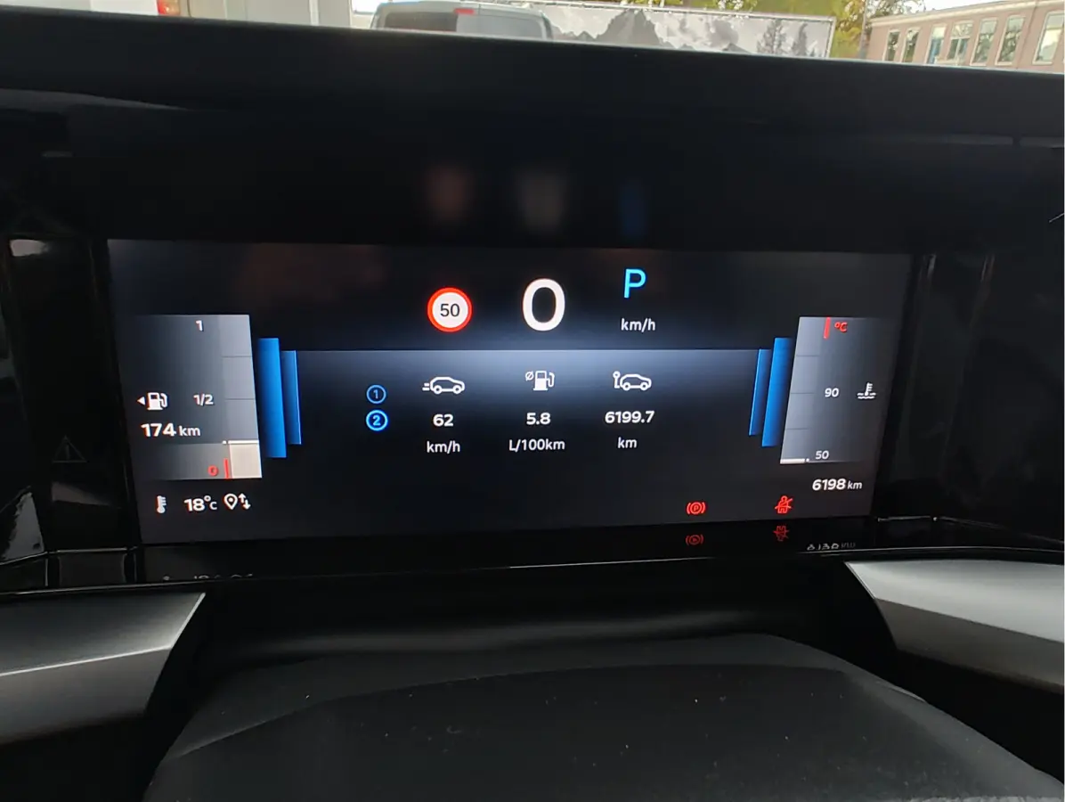 1.2 TURBO HYBRID GS AUTOMAAT Dodehoeksensoren | Navi | Camera