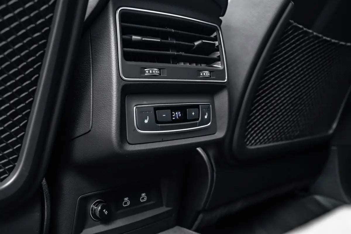 55 TFSI e quattro Pro Line S 394 PK | Trekhaak | Vierwielsturing | Panoramadak | B&O | 360 Camera