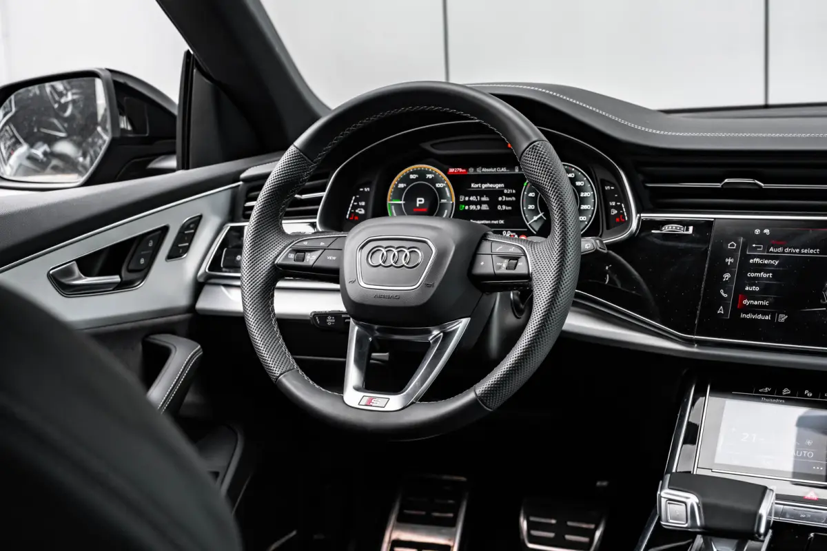 55 TFSI e quattro Pro Line S 394 PK | Trekhaak | Vierwielsturing | Panoramadak | B&O | 360 Camera