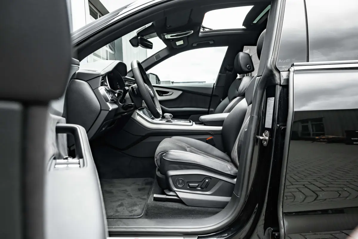 55 TFSI e quattro Pro Line S 394 PK | Trekhaak | Vierwielsturing | Panoramadak | B&O | 360 Camera
