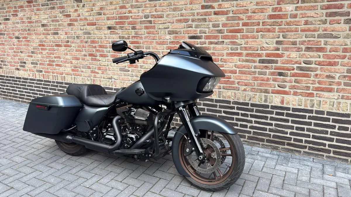 103 FLTRXS CVO Roadglide Special