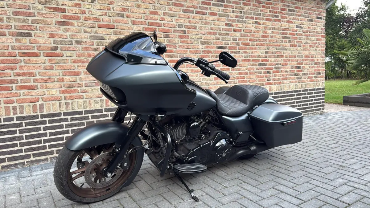 103 FLTRXS CVO Roadglide Special