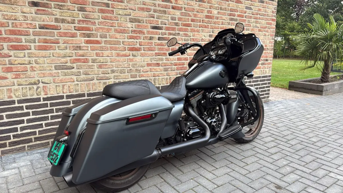 103 FLTRXS CVO Roadglide Special
