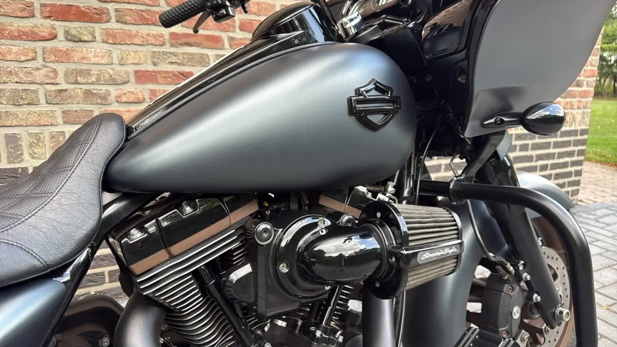 103 FLTRXS CVO Roadglide Special