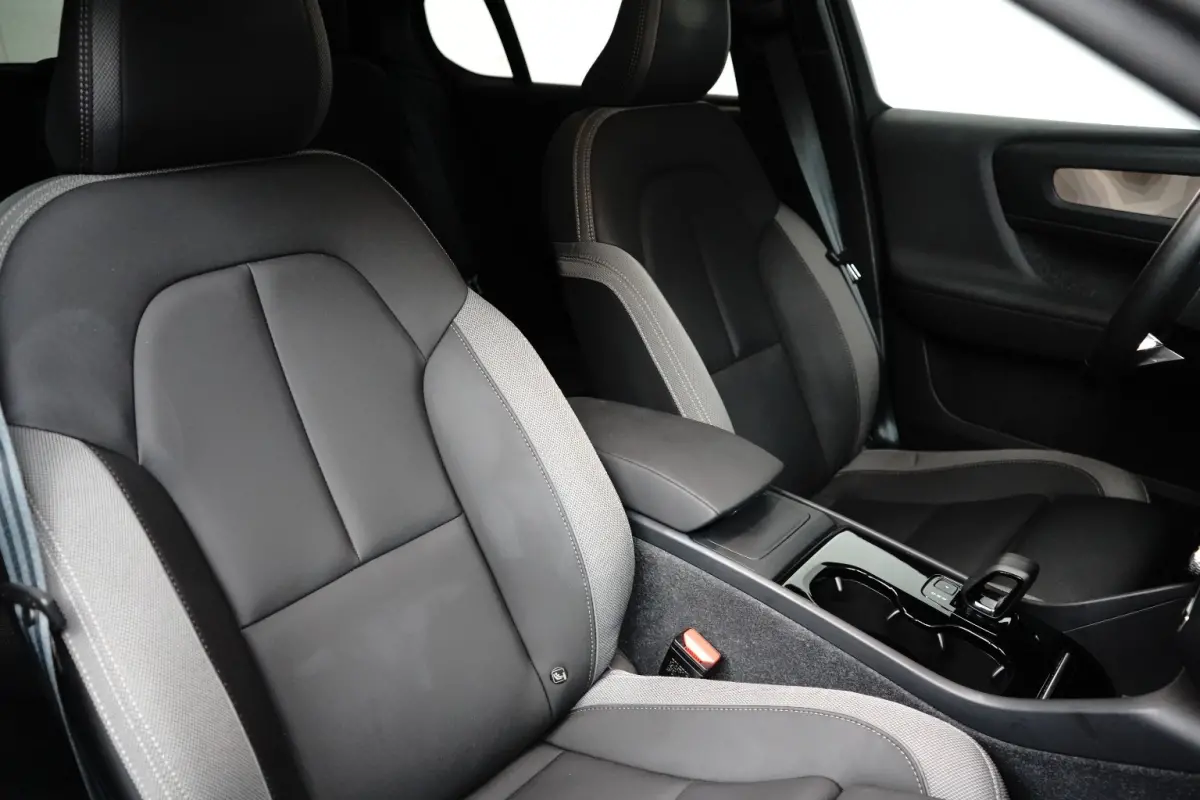 Ultimate Recharge Pure Electric 2WD | Harman Kardon | 360 Camera | Stoel + Stuur Verwarming | Trekhaak | Keyless Start / Entry |