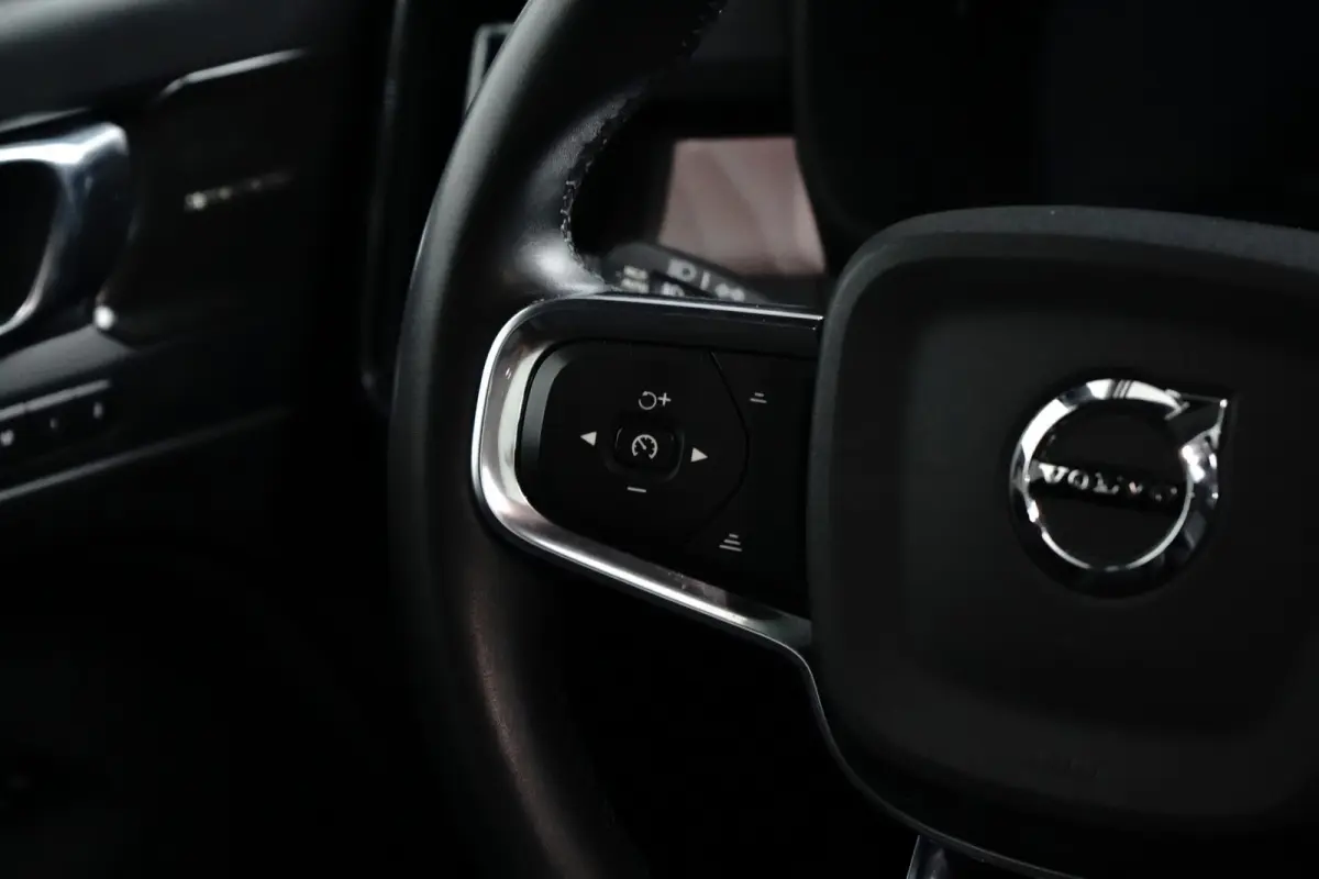 Ultimate Recharge Pure Electric 2WD | Harman Kardon | 360 Camera | Stoel + Stuur Verwarming | Trekhaak | Keyless Start / Entry |