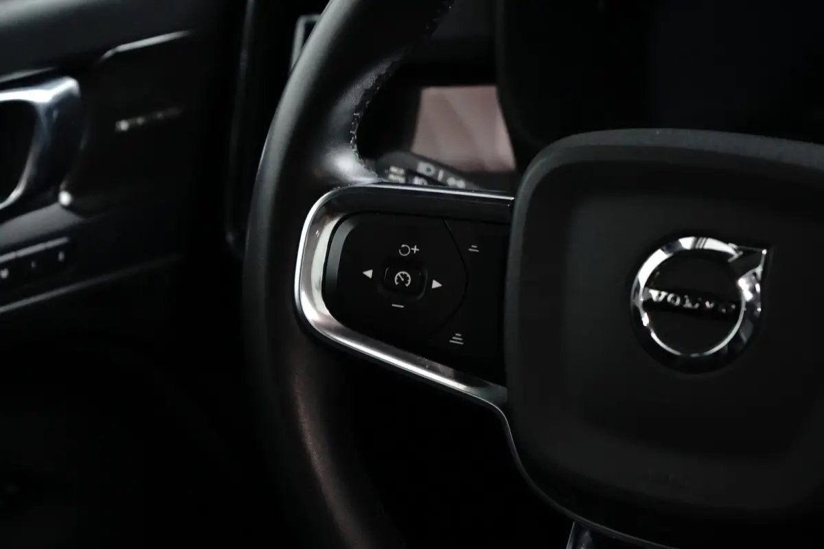 Ultimate Recharge Pure Electric 2WD | Harman Kardon | 360 Camera | Stoel + Stuur Verwarming | Trekhaak | Keyless Start / Entry |