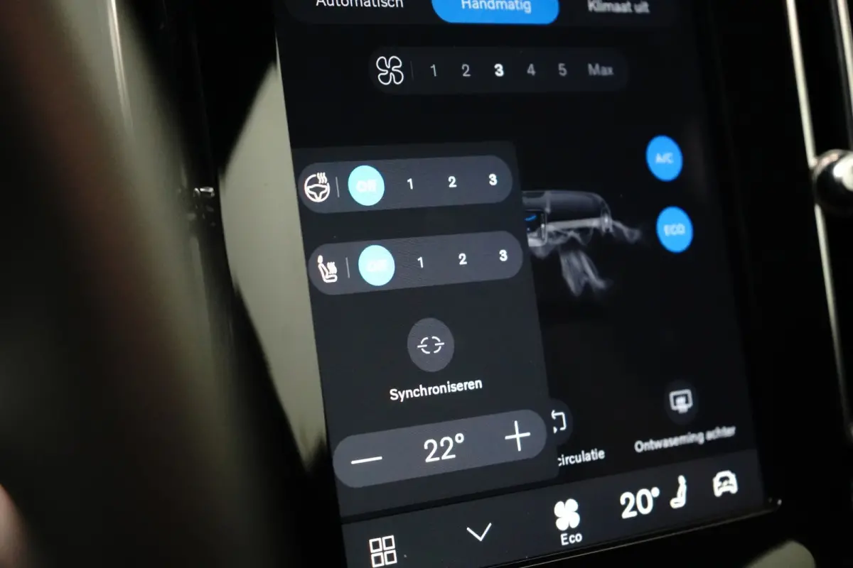 Ultimate Recharge Pure Electric 2WD | Harman Kardon | 360 Camera | Stoel + Stuur Verwarming | Trekhaak | Keyless Start / Entry |