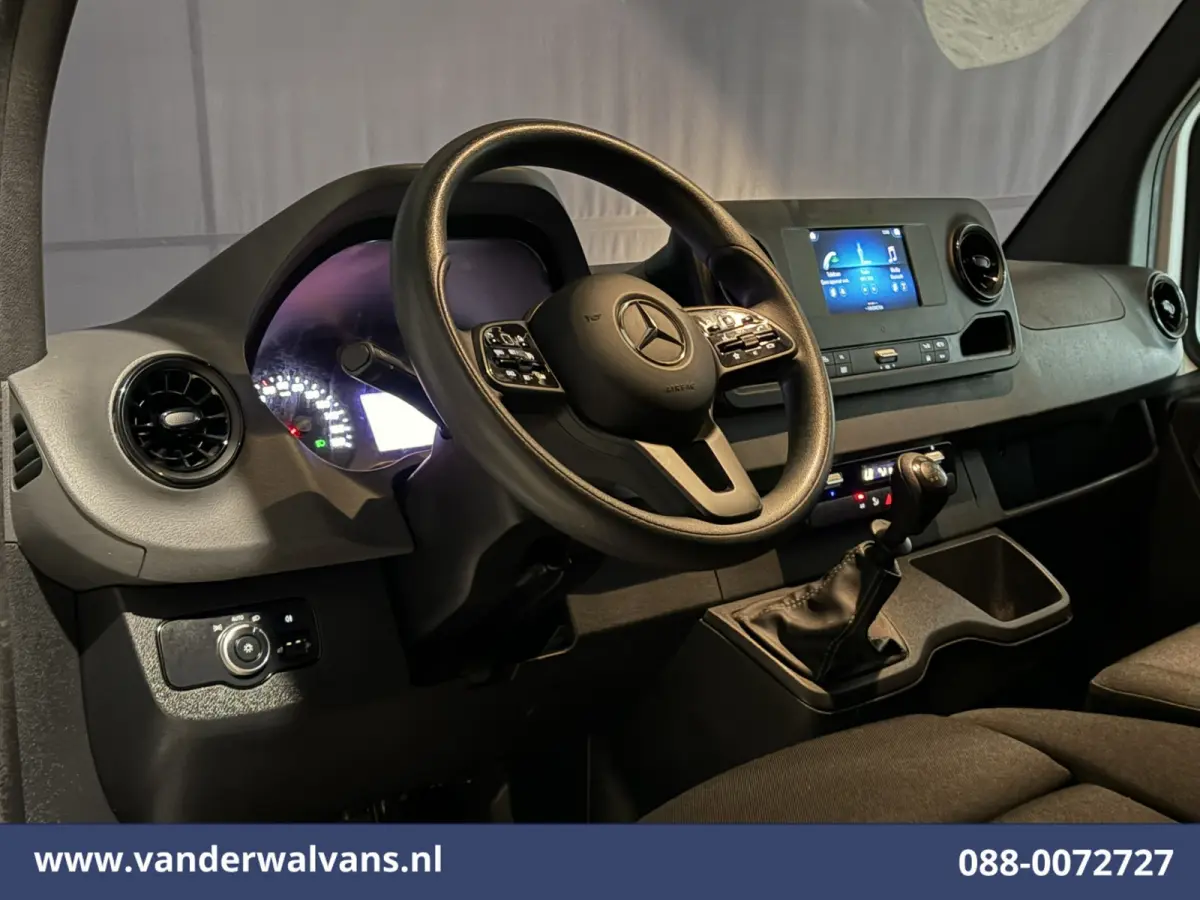 317 CDI 170pk L2H2 Euro6 Airco | Camera | Apple Carplay | Cruisecontrol Android Auto, Stoelverwarming, Chauffeursstoel, Parkeersensoren, Bijrijdersbank