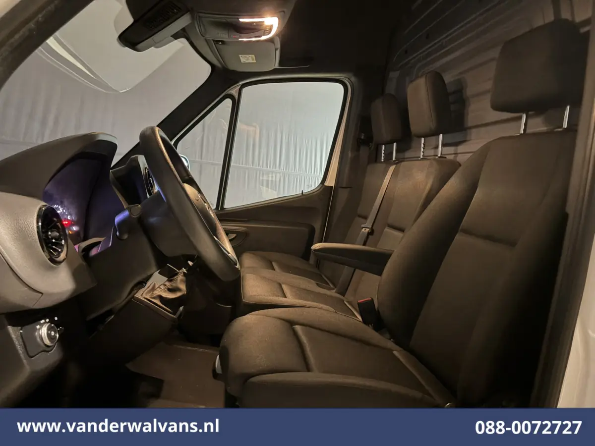 317 CDI 170pk L2H2 Euro6 Airco | Camera | Apple Carplay | Cruisecontrol Android Auto, Stoelverwarming, Chauffeursstoel, Parkeersensoren, Bijrijdersbank