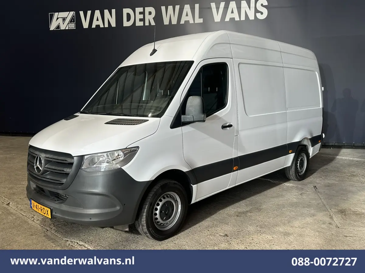 317 CDI 170pk L2H2 Euro6 Airco | Camera | Apple Carplay | Cruisecontrol Android Auto, Stoelverwarming, Chauffeursstoel, Parkeersensoren, Bijrijdersbank