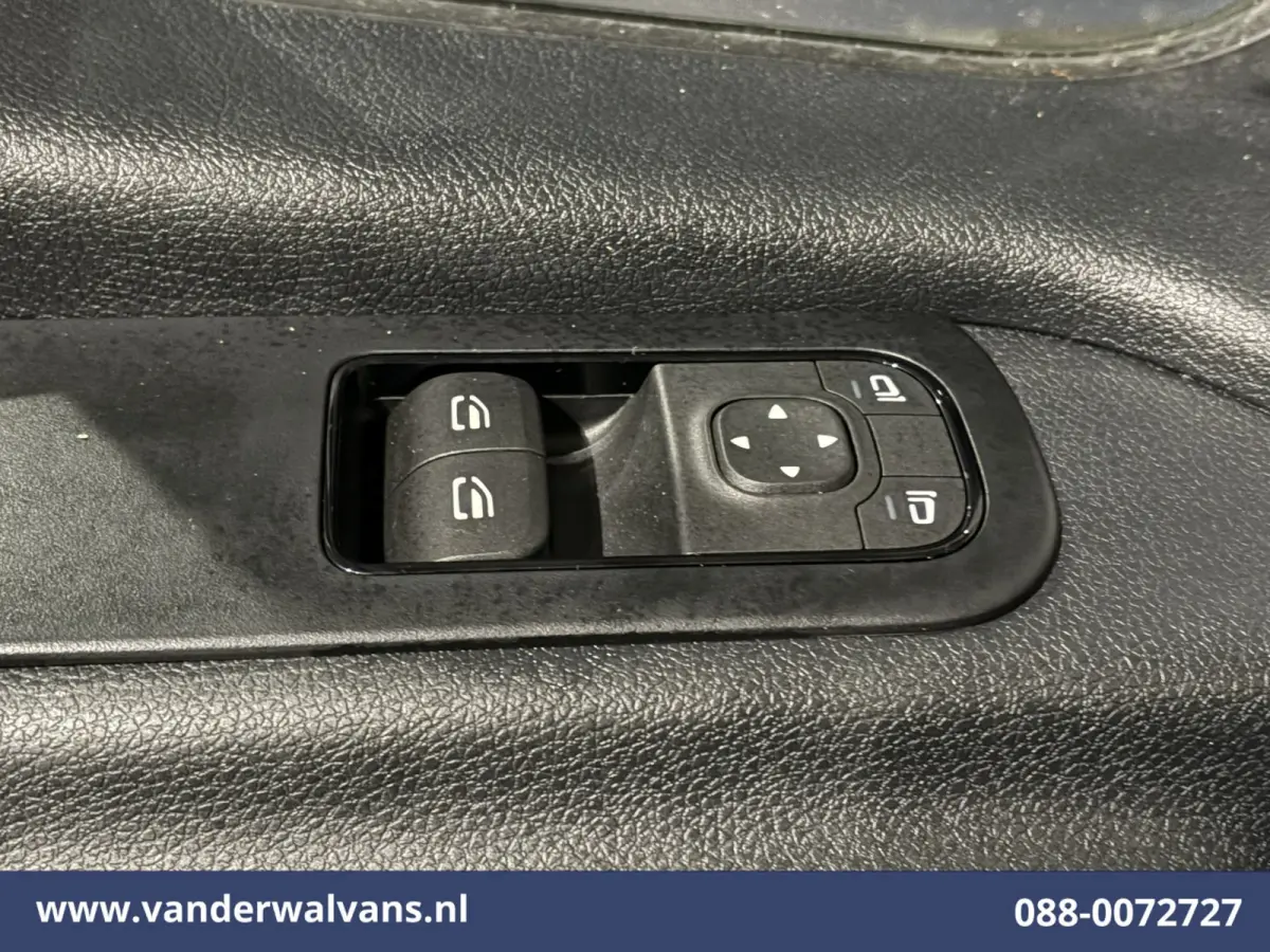 317 CDI 170pk L2H2 Euro6 Airco | Camera | Apple Carplay | Cruisecontrol Android Auto, Stoelverwarming, Chauffeursstoel, Parkeersensoren, Bijrijdersbank