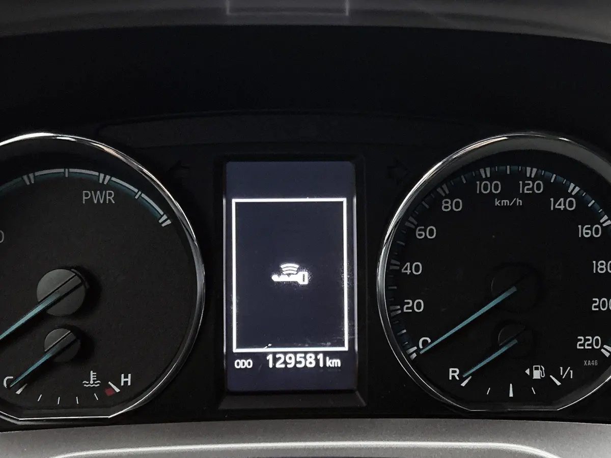 2.5 Hybrid AWD Executive | LEDER | NAVIGATIE | CLIMATE CONTROL
