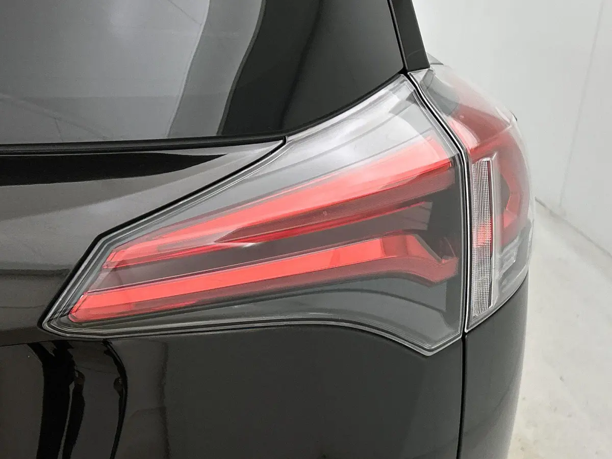 2.5 Hybrid AWD Executive | LEDER | NAVIGATIE | CLIMATE CONTROL